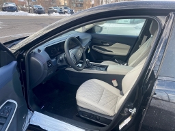 Nissan Sentra SL Sedan 2026
