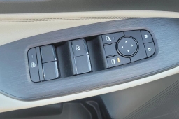 Nissan Sentra SL Sedan 2026