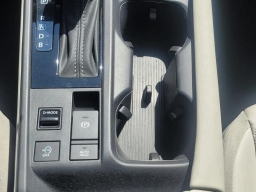 Nissan Sentra SL Sedan 2026