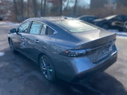 Nissan Sentra SL Sedan 2026
