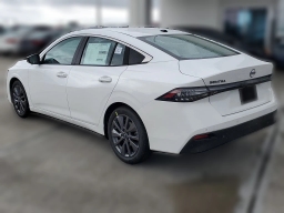 Nissan Sentra SL Sedan 2026