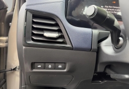 Nissan Sentra SL Sedan 2026