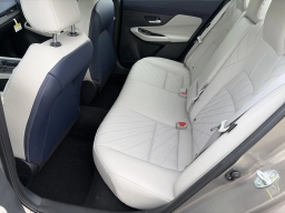 Nissan Sentra SL Sedan 2026
