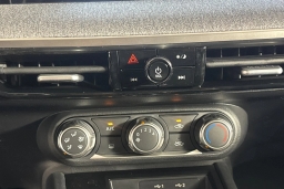 Nissan Kicks S FWD 2026