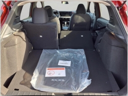 Nissan Kicks SV AWD 2026