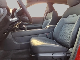 Nissan Kicks SV AWD 2026