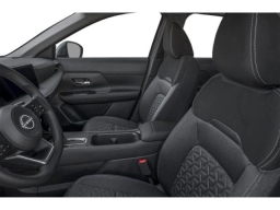 Nissan Kicks SV AWD 2026