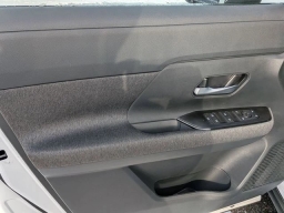 Nissan Kicks SV AWD 2026