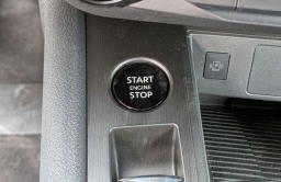 Nissan Kicks SV AWD 2026