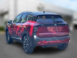 Nissan Kicks SV AWD 2025