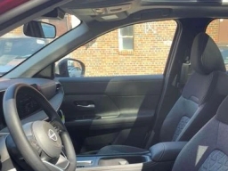 Nissan Kicks SV AWD 2025