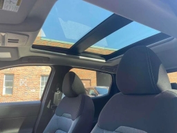 Nissan Kicks SV AWD 2025