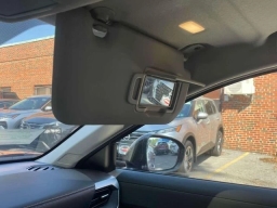 Nissan Kicks SV AWD 2025