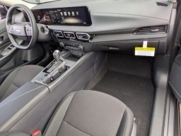 Nissan Kicks SV FWD 2026