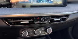 Nissan Kicks SV FWD 2026