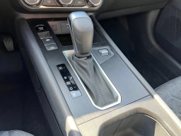 Nissan Kicks SV FWD 2026