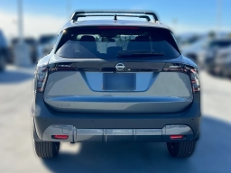Nissan Kicks SV FWD 2026