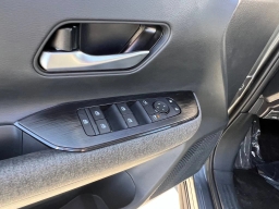 Nissan Kicks SV FWD 2026