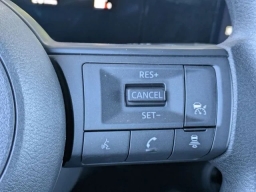 Nissan Kicks SV FWD 2026