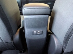 Nissan Kicks SV FWD 2026