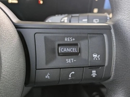 Nissan Kicks SV FWD 2026