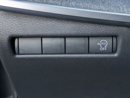 Nissan Kicks SV FWD 2026