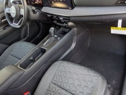 Nissan Kicks SV FWD 2026