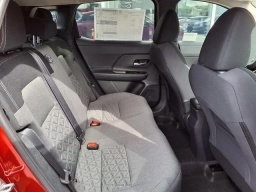Nissan Kicks SV FWD 2026