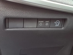 Nissan Kicks SV FWD 2026