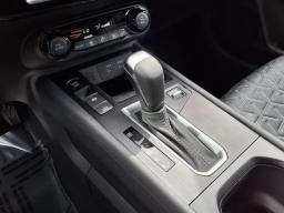 Nissan Kicks SV FWD 2026
