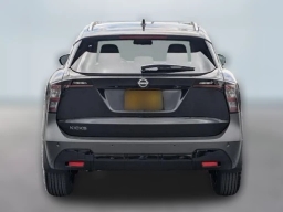 Nissan Kicks SV FWD 2026