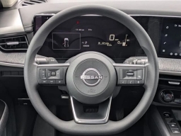 Nissan Kicks SV FWD 2026