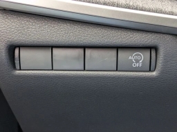 Nissan Kicks SV FWD 2026