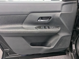 Nissan Kicks SV FWD 2026