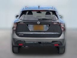 Nissan Kicks SV FWD 2026