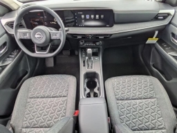 Nissan Kicks SV FWD 2026