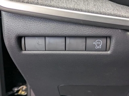 Nissan Kicks SV FWD 2026