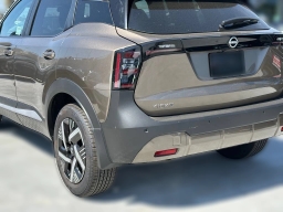 Nissan Kicks SV FWD 2026