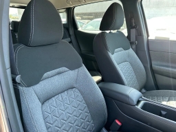 Nissan Kicks SV FWD 2026