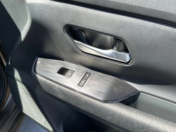 Nissan Kicks SV FWD 2026
