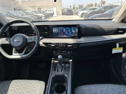 Nissan Kicks SV FWD 2026