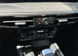 Nissan Kicks SV FWD 2026
