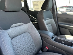 Nissan Kicks SV FWD 2026