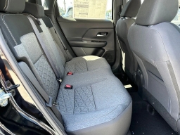 Nissan Kicks SV FWD 2026