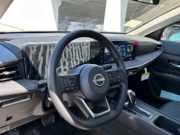 Nissan Kicks SV FWD 2026