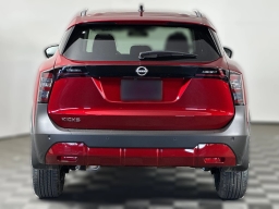 Nissan Kicks SV FWD 2026