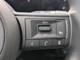 Nissan Kicks SV FWD 2026