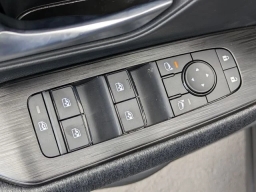 Nissan Kicks SV FWD 2026