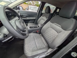 Nissan Kicks SV FWD 2026