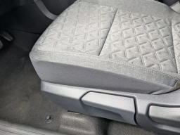 Nissan Kicks SV FWD 2026